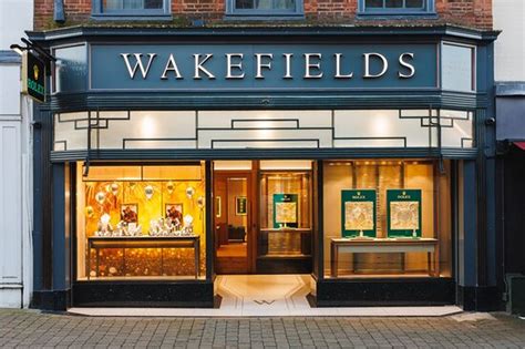 ‭Wakefields Jewellers‬ in 11 West Street Horsham RH12 1PF